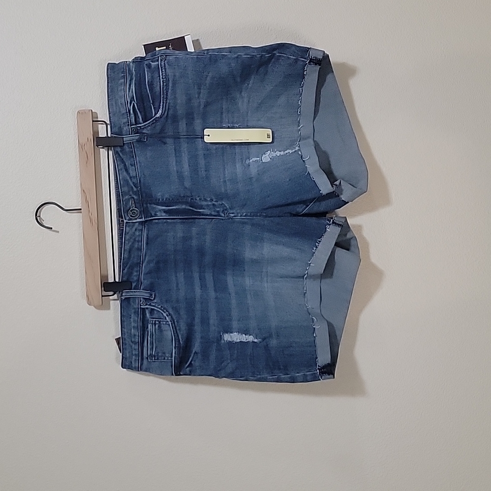 NWT KUT from the Kloth Boyfriend Short size 20 Blue